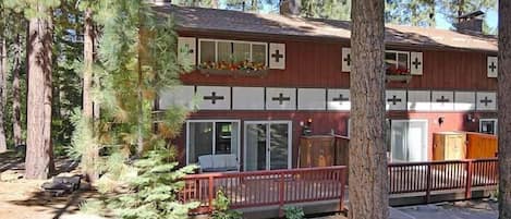 Condo, 2 Bedrooms | Exterior