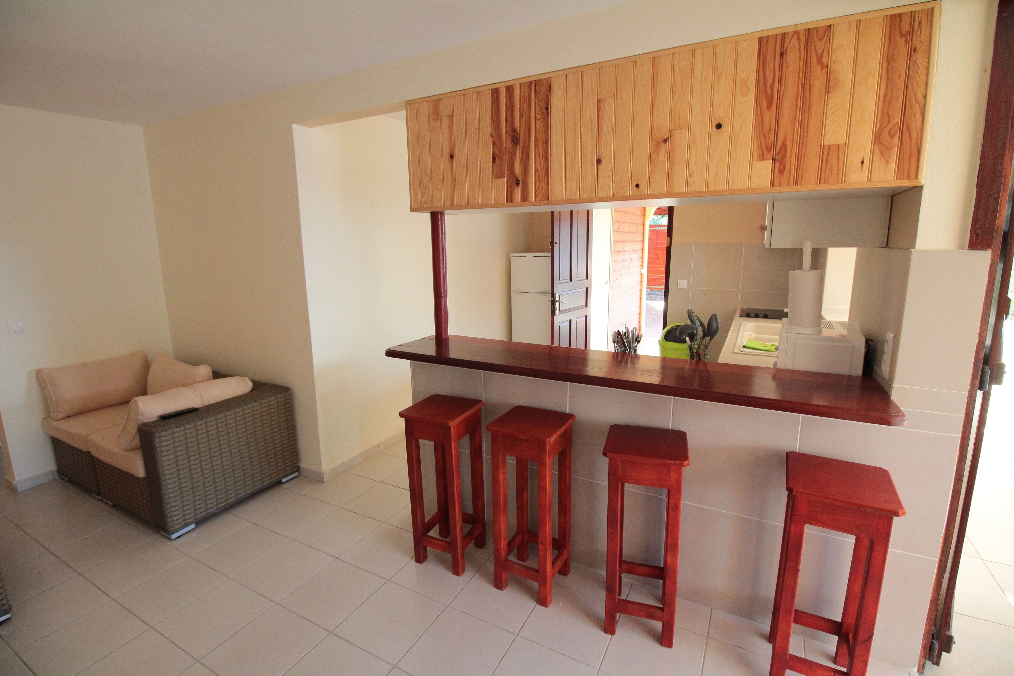 Dekla E1 | Private kitchen | Oven, stovetop, coffee/tea maker, cookware/dishes/utensils