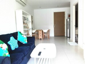 Living area - The Seacraze Hua Hin by Montri (Hua Hin)