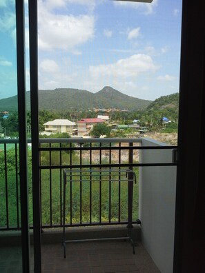 Studio, 1 King Bed | View from room