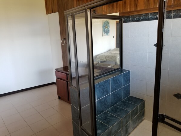 Ảnh chưa phân loại, 1 trong số 161 ảnh, nút