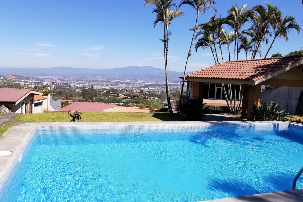 Hotel Monte Campana Escazu