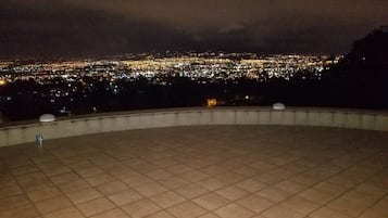 Birthday party area