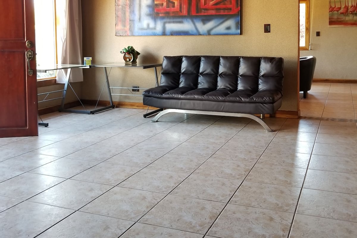 Flat-screen TV, fireplace