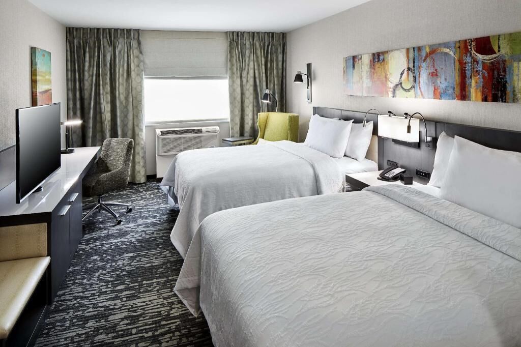 Allergitestet sengetøy, safe på rommet og skrivebord