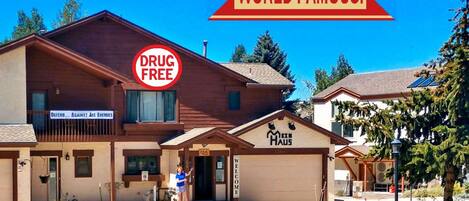 Facciata della struttura