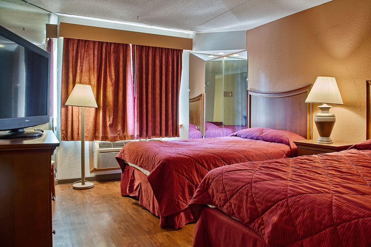 Decoración personalizada, wifi gratis y ropa de cama