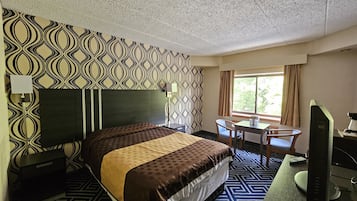 Individually decorated, free WiFi, bed sheets