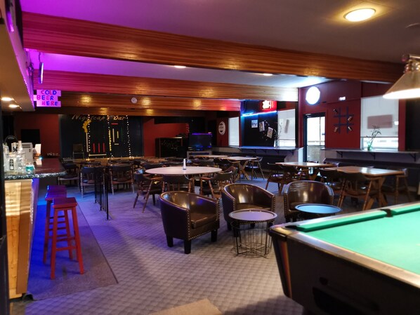 تفاصيل الفندق من الداخل