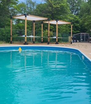 Terrace/patio - The Pinewood - Adult Getaway by the Lake (Lambton Shores)