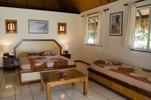 Standard Bungalow | In-room safe, free WiFi, bed sheets - Les Tipaniers (Moorea-Maiao)