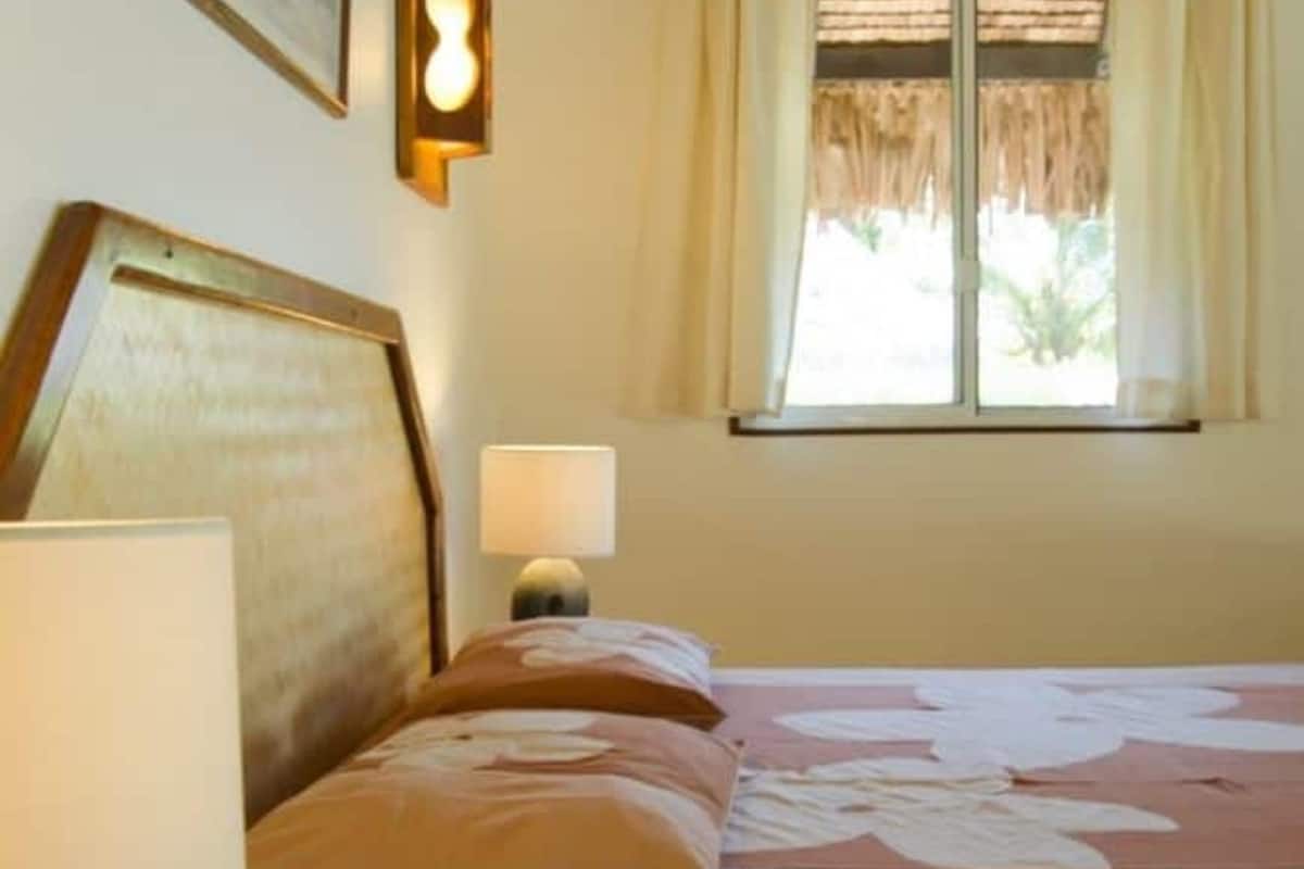 standard bungalow | 1 bedroom, in-room safe, free wifi, bed sheets
