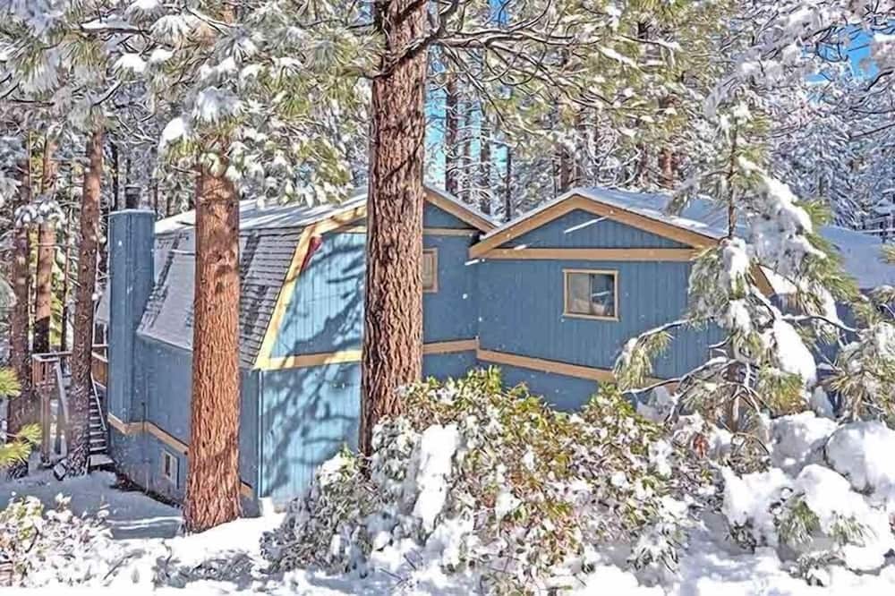 1786 High Meadow Trail 4 Bedroom Home by RedAwning - Tahoe Keys, CA