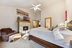 House, 4 Bedrooms | 4 bedrooms, minibar, Internet, bed sheets