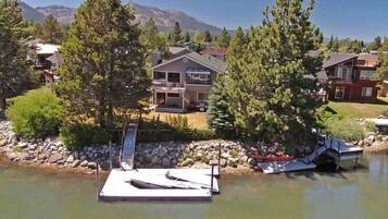 House, 3 Bedrooms | Aerial view