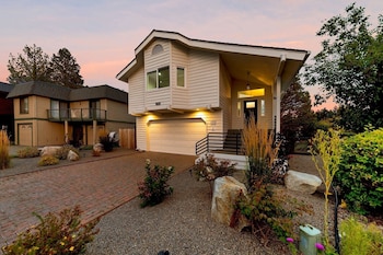 1928 Marconi  Way 3 Bedroom Home