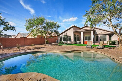 Glendale - 4 Bedroom Home