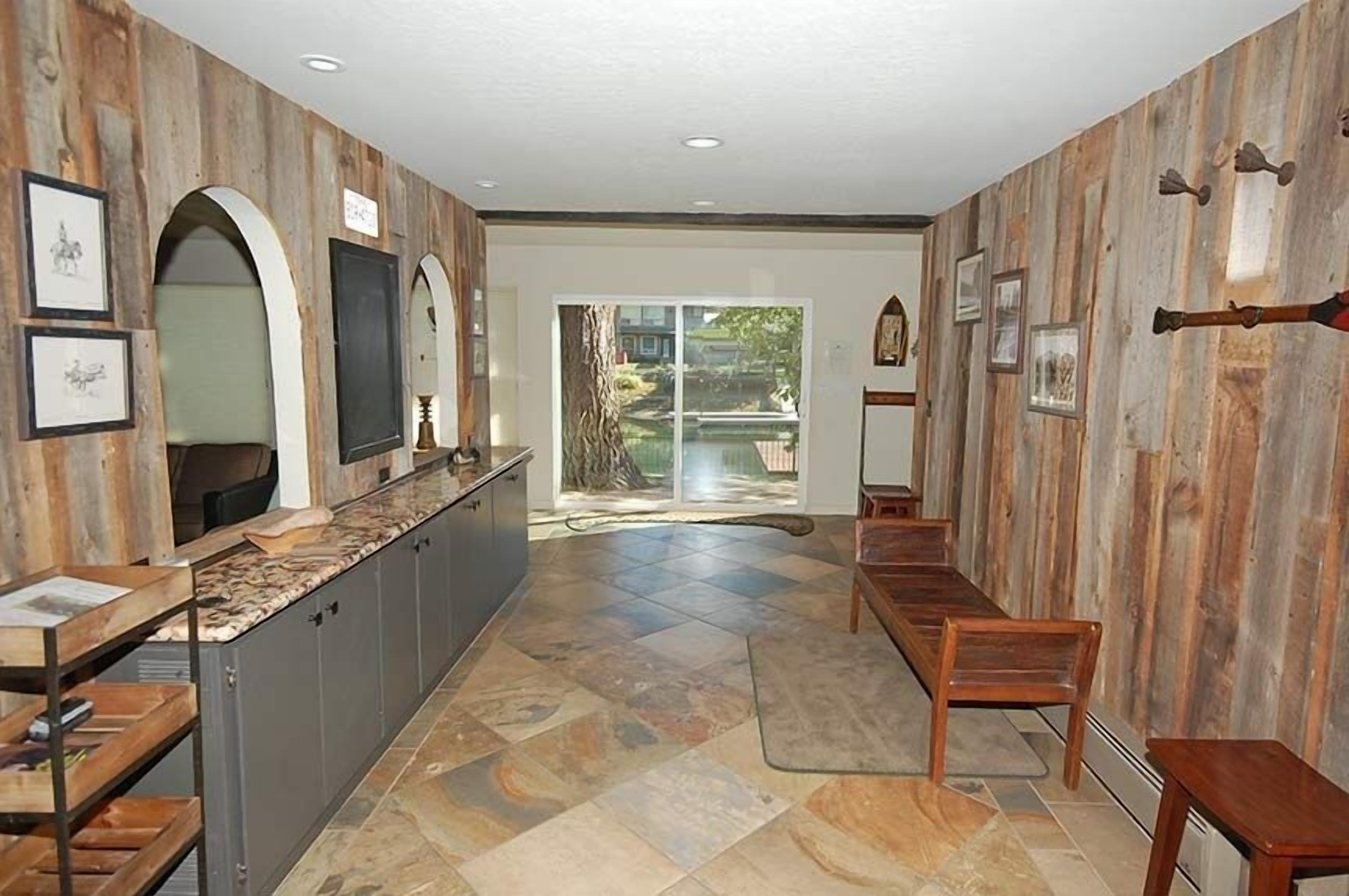 House, 4 Bedrooms | Interior