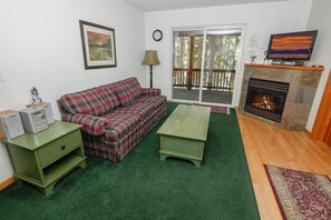 House, 6 Bedrooms | Interior