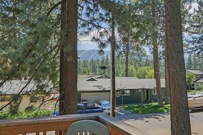 House, 3 Bedrooms | Balcony - 3301 Marlette Circle 3 Bedroom Home by RedAwning (South Lake Tahoe)