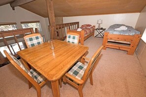 House, 2 Bedrooms | Dining