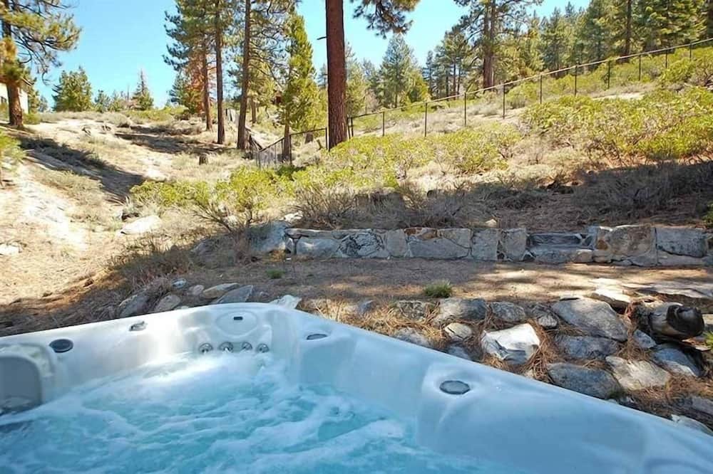 3513 Pony Express 3 Bedroom Home by RedAwning - Genoa, NV