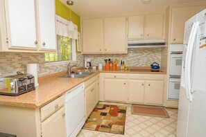 House, 4 Bedrooms | View from room