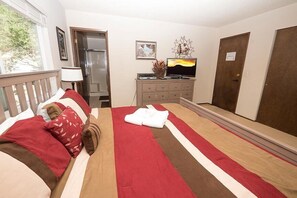 House, 4 Bedrooms | View from room