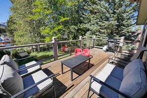 Rumah, 3 kamar tidur | Area BBQ/piknik