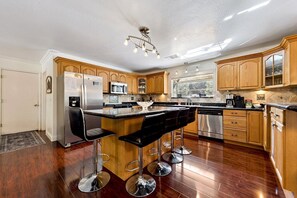 Private kitchen - 917 Tahoe Keys Blvd by RedAwning (South Lake Tahoe)