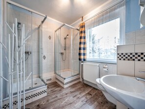 Bathtub - Villa in Zentrumsnähe, Medebach (Medebach)