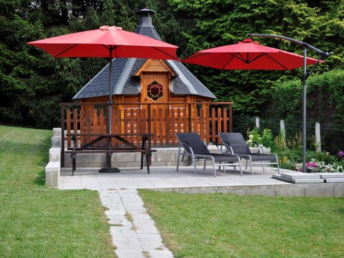 Séjour avec vue sur le lac à Vielsalm