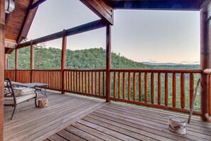 Cabin, 3 Bedrooms | Balcony