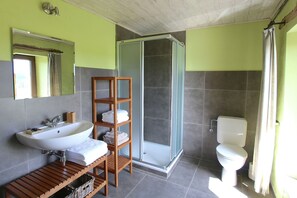Baignoire, serviettes fournies