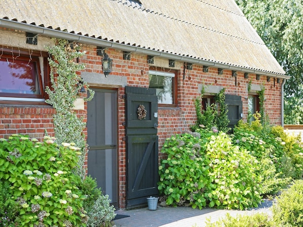 Exterior detail - Farmhouse home in Eede (Eede)