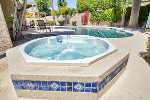 Outdoor spa tub - Redfield - 4 Bedroom Home - Scottsdale (Scottsdale)