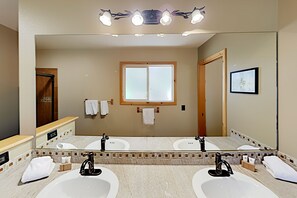 Casa, 3 habitaciones | Baño