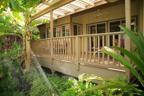 House, 4 Bedrooms | Terrace/patio