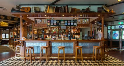 Mick O'Shea's