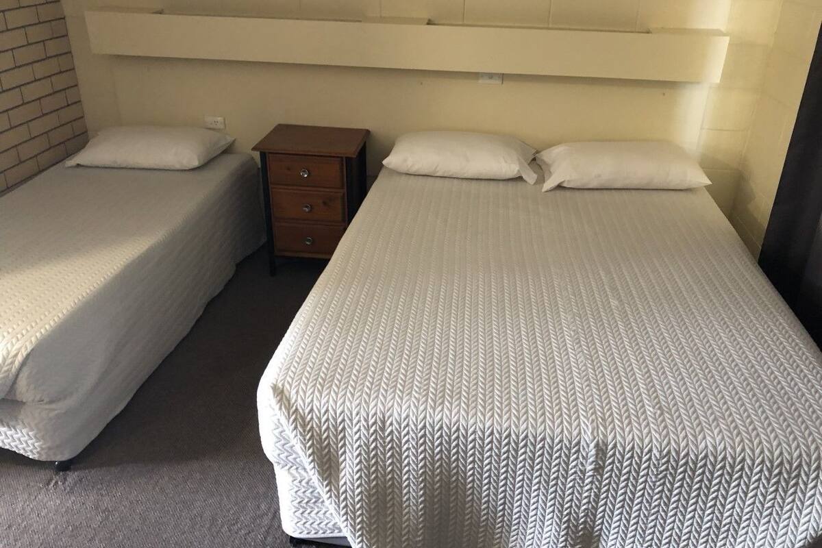 Premium bedding, desk, soundproofing, bed sheets