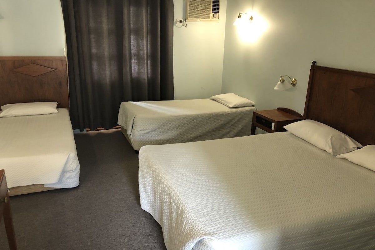 Family Room | Premium bedding, desk, soundproofing, bed sheets