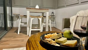3 Bedroom Apartment | Terrace/patio