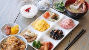 A variety of dishes including rice, seafood, and vegetables, suggesting a diverse meal option. - High Set HOTEL Shizuoka Inter (Shizuoka)