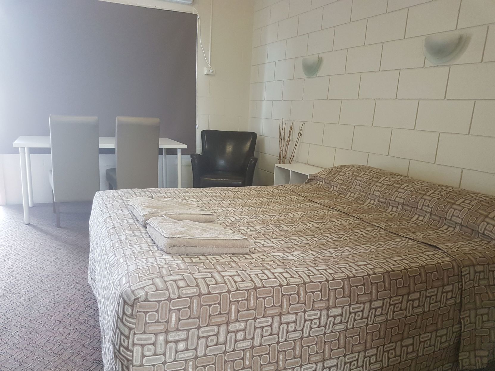 Minibar, desk, iron/ironing board, free WiFi