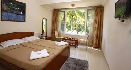 KSTDC Hotel Mayura Kauvery KRS