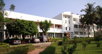 KSTDC Hotel Mayura Kauvery KRS
