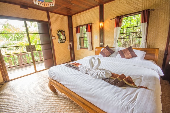 Garden View Villa  | Rollaway beds, free WiFi