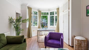 Townhouse, 1 soverom (Townhouse) | Oppholdsområde | IPod-dokkingstasjon