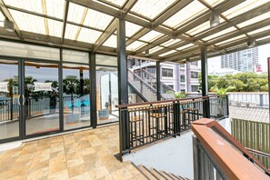 Front of property - The Bedrooms Hostel Pattaya (Pattaya)
