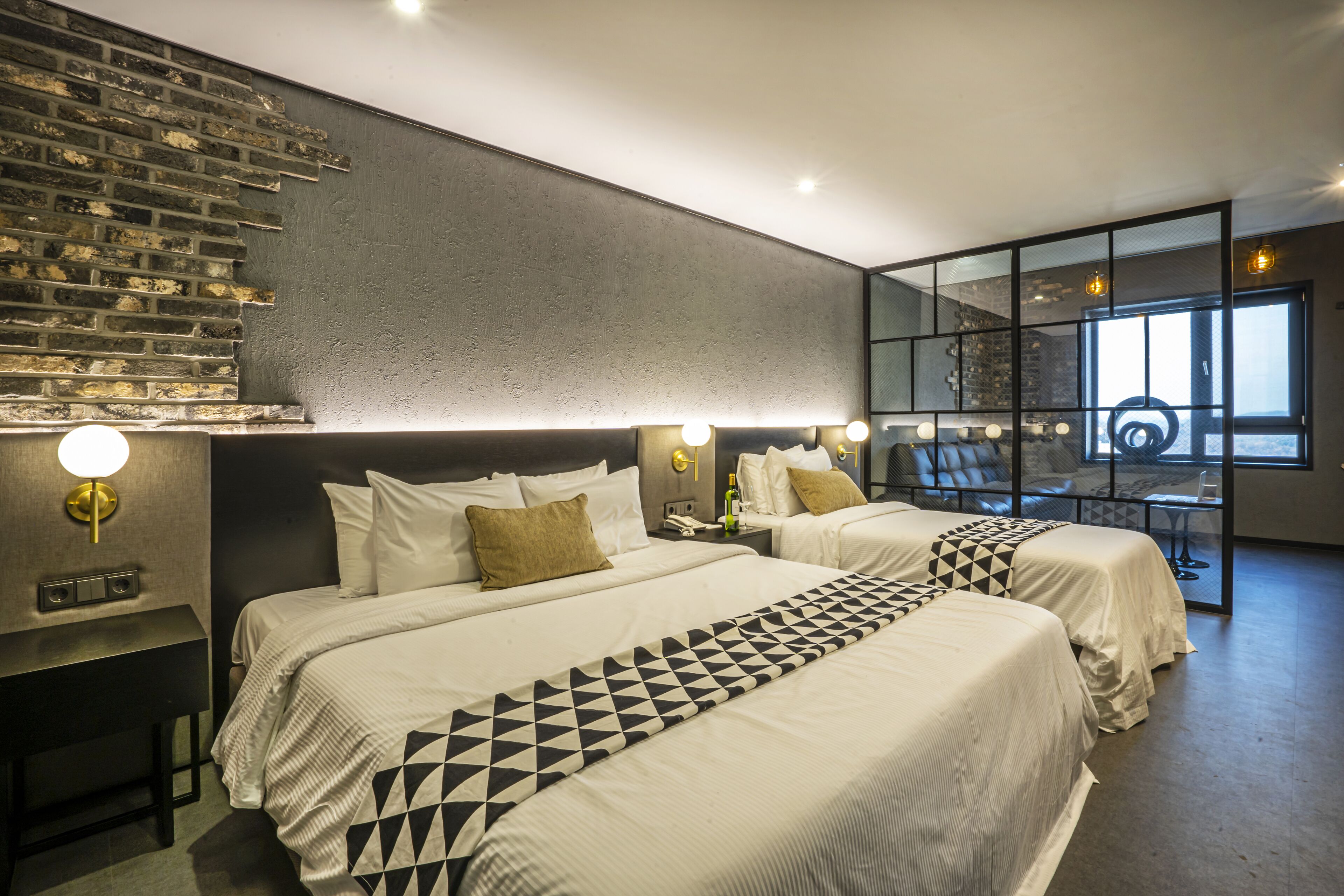 In-room safe, desk, blackout drapes, soundproofing